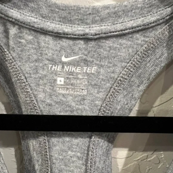 Nike tank - Picture 4 of 4